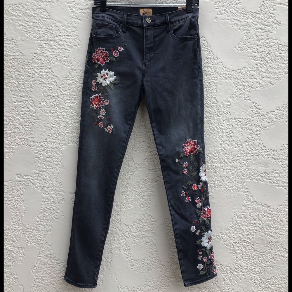 Black embroidered jean